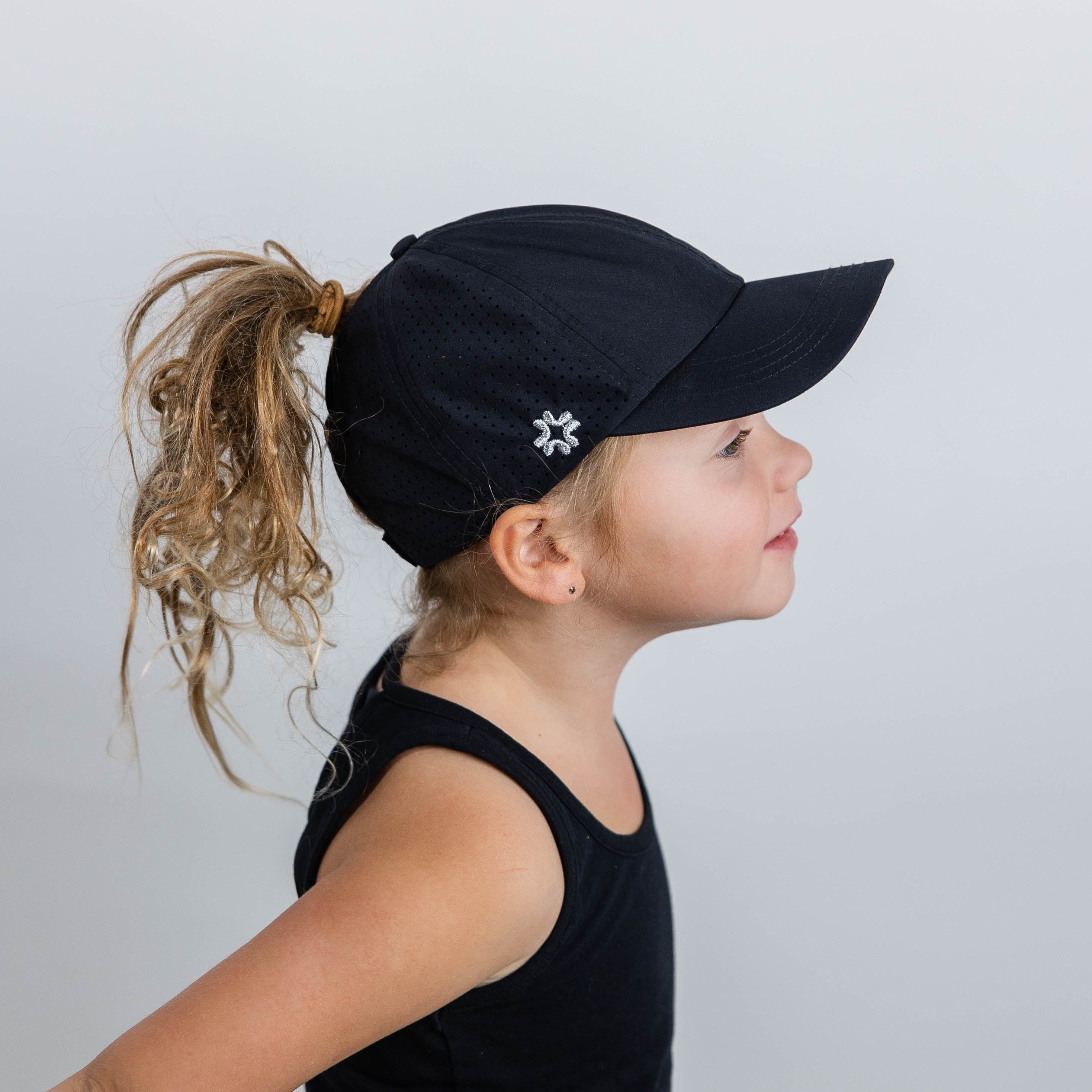 Girls Sun Goddess, Black, Size 53, UPF50+ - VIMHUE