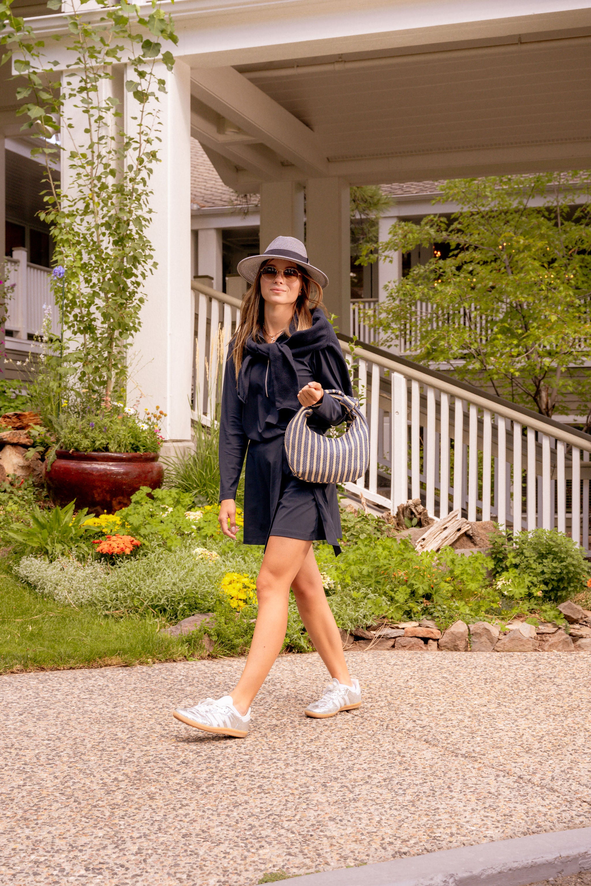 Fedora Straw Style - Black w Black Suede Ribbon - VIMHUE