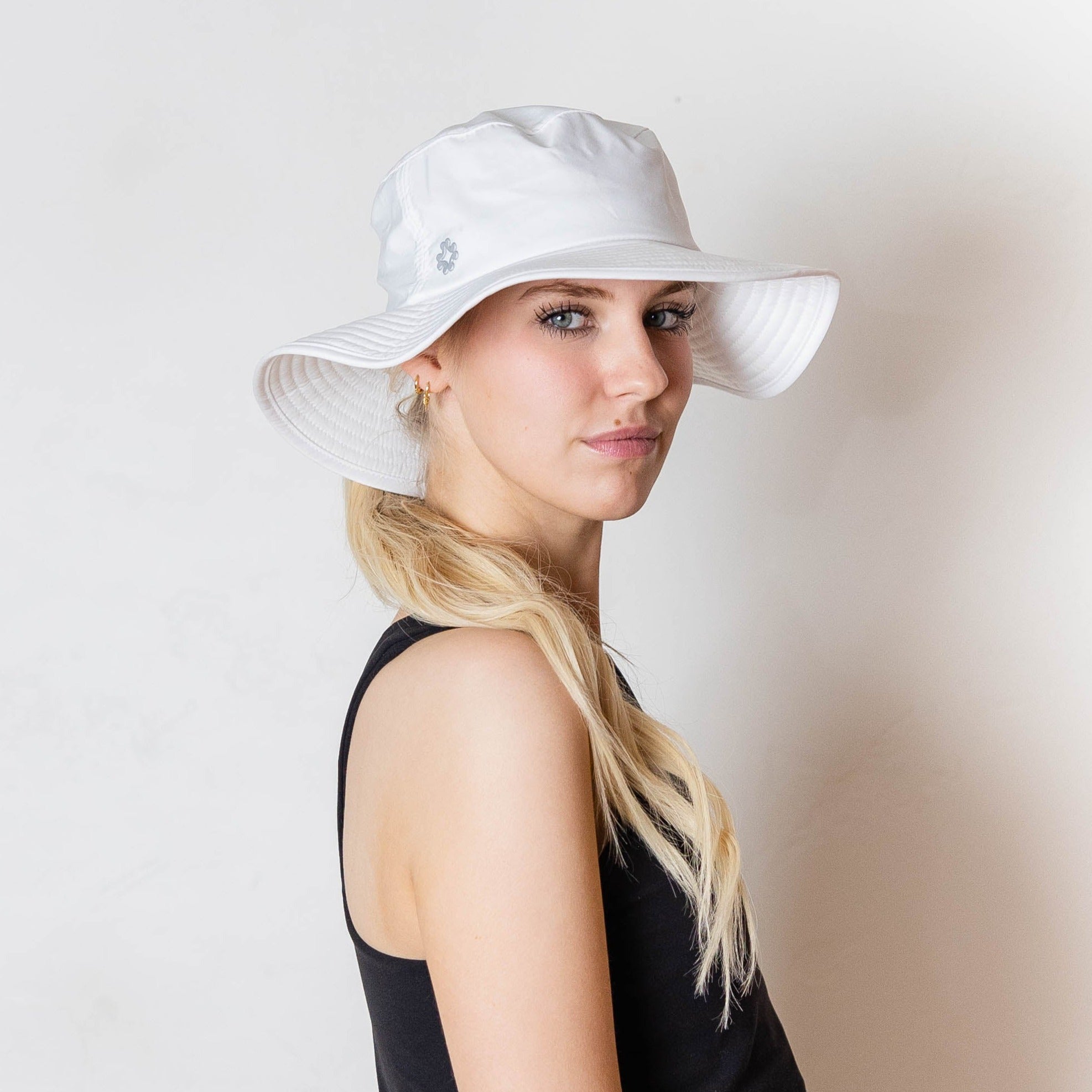 Ponytail hat, Sun Goddess Bucket Hat, White, UPF50+ - VIMHUE