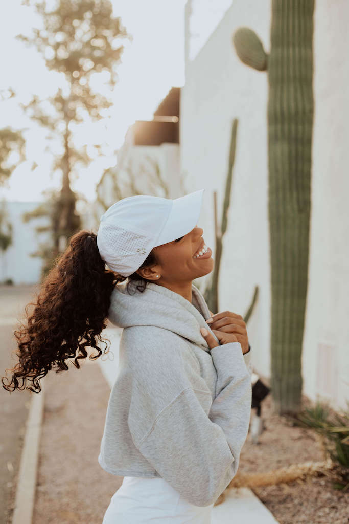 Ponytail hat, X-boyfriend, White, UPF 50+ - VIMHUE