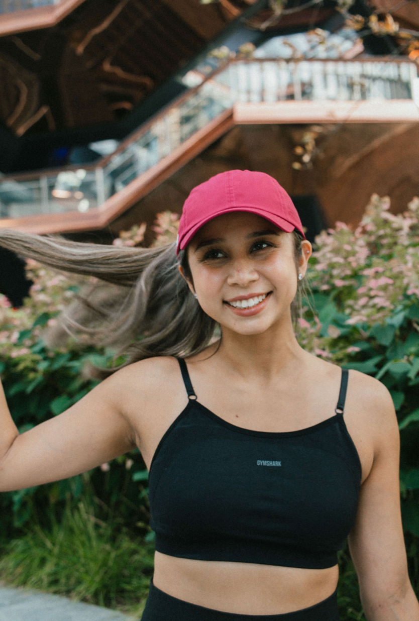 Ponytail hat, X-Boyfriend, Raspberry, UPF 50+ - VIMHUE