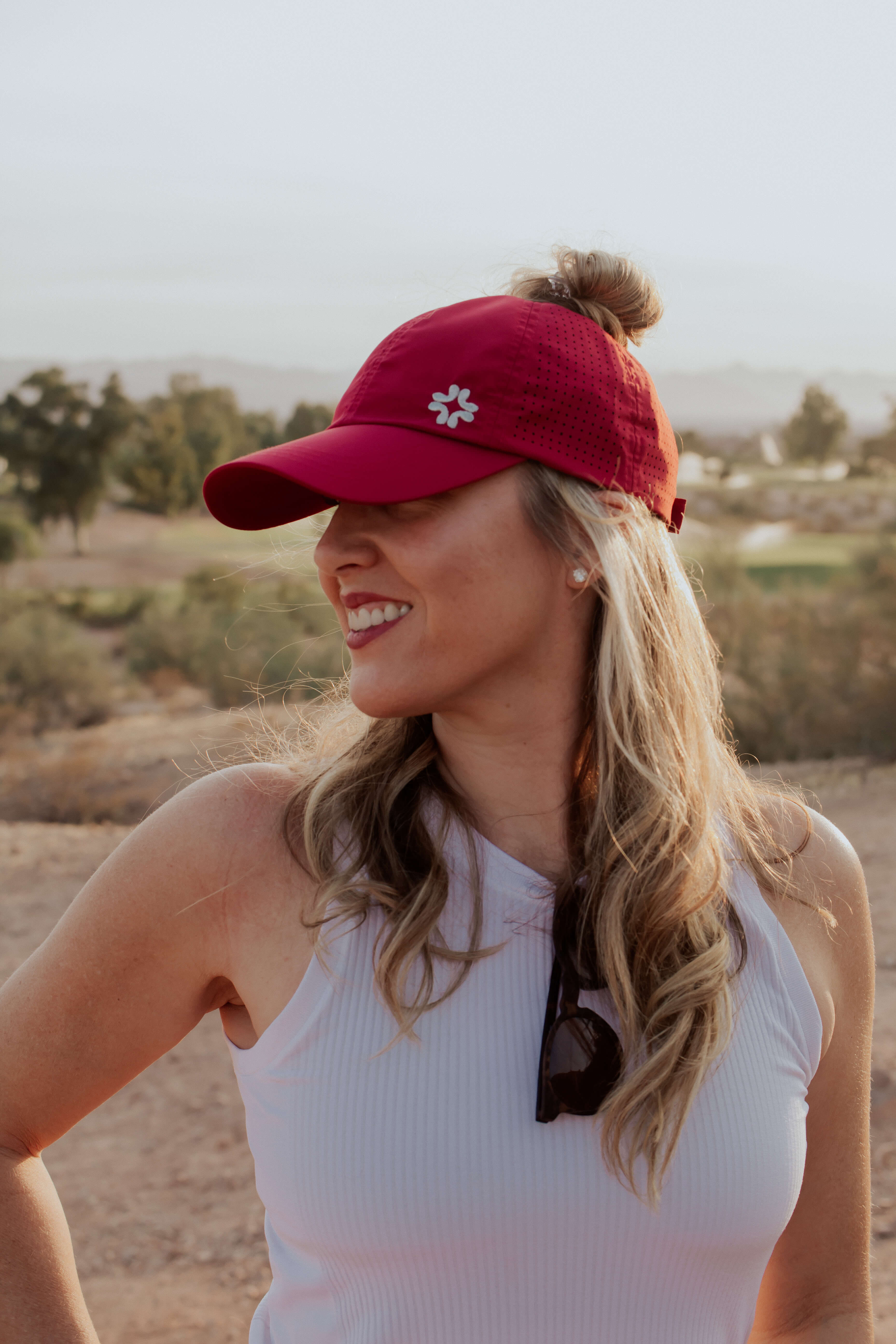 Ponytail hat, X-Boyfriend, Raspberry, UPF 50+ - VIMHUE