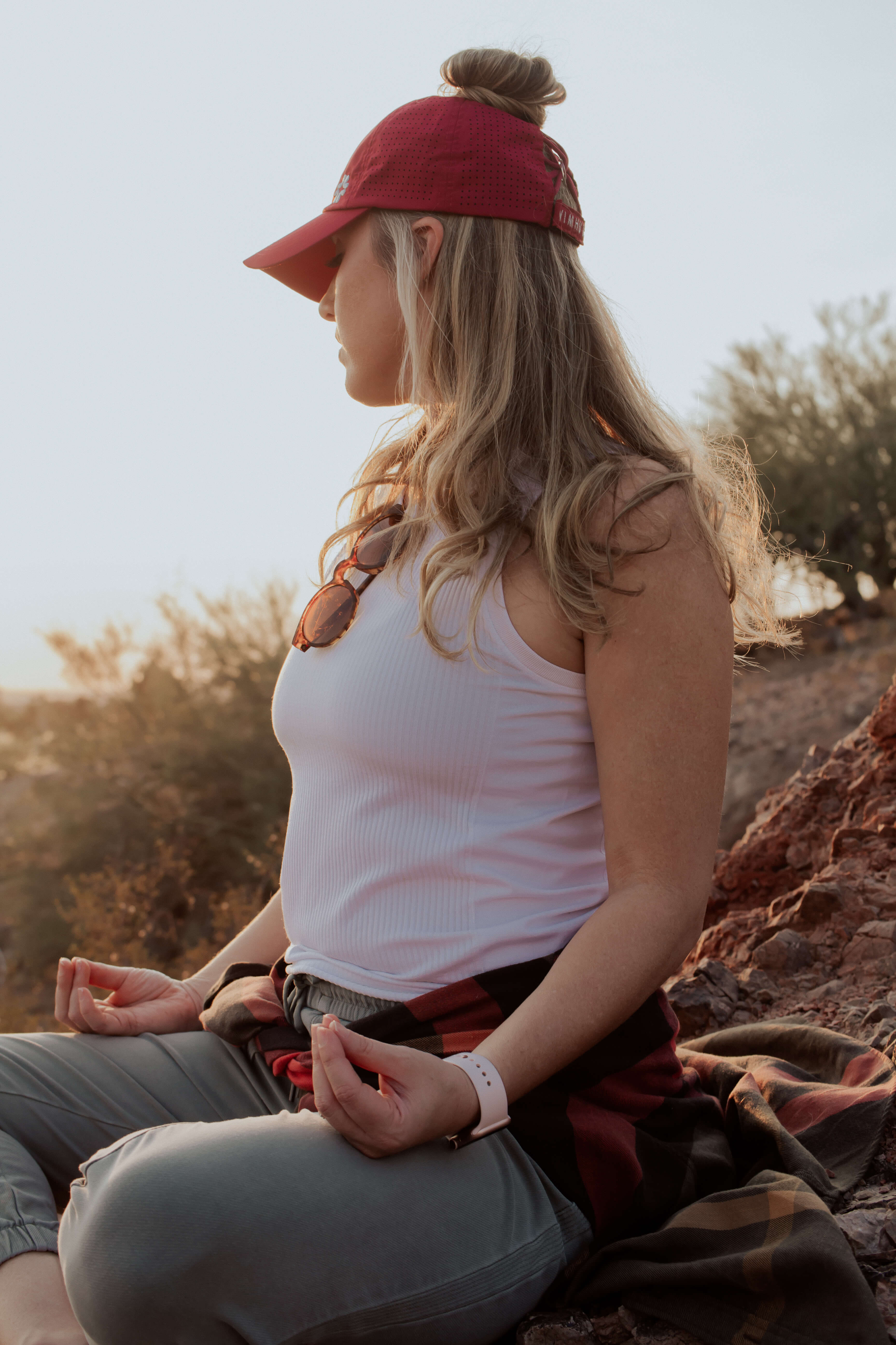 Ponytail hat, X-Boyfriend, Raspberry, UPF 50+ - VIMHUE